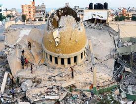 İsrail ne insan ne tarih tanıyor! Gazze'de 100 tarihi değeri yok etti