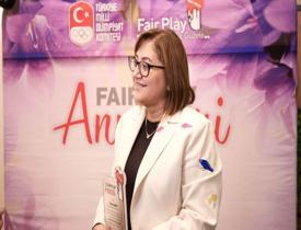 Başkan Fatma Şahin Türkiye'nin ilk "Fair Play Annesi" ünvanını aldı