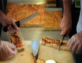 İstanbul'da günde 320 ton börek tüketiliyor! 10 kişiden biri güne bununla başlıyor