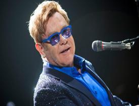 Elton John öğle yemeği için birkaç saatliğine İstanbul'a geldi!