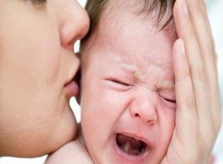 Ağlayan bebeğinizi böyle susturun!