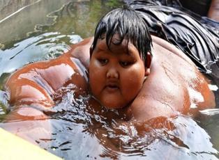 Endonezyalı Arya Premana 31 kilo verdi!