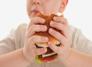 Obezite çocuklarda felç riskini artırıyor!