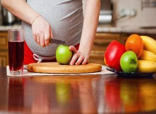 Hamileliğin ilk üç ayında nasıl beslenilmeli?