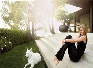 Jennifer Aniston evinin kapılarını açtı