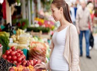 Hamileliğin ilk üç ayında nasıl beslenilmeli?