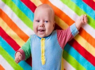 Bebeklerde renklere göre kişilik analizi