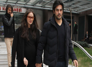 Fahriye Evcen'nin bebeği göründü!