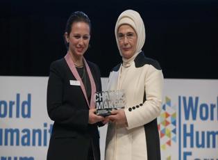 Emine Erdoğan'a Dünya İnsaniyet Forum'undan büyük ödül! 