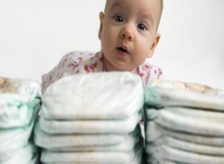 Bebek bezleri arasında en iyisi hangisi? Yeni doğan bez markaları ve fiyatları