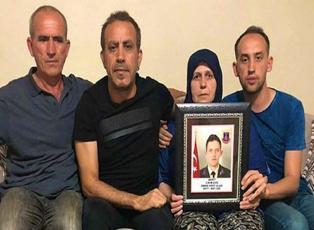 Haluk Levent'ten Bergama'daki şehit ailesine ziyaret