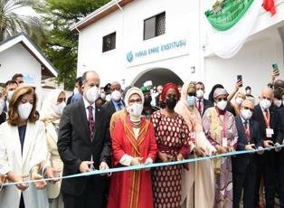 Emine Erdoğan Nijerya’da Yunus Emre Enstitüsü açılış törenine katıldı