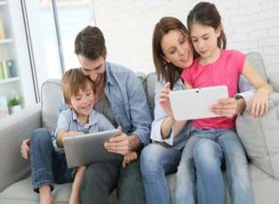 Dijital Ebeveynlik'te son nokta! Ebeveynler çocuklarını dijital takibe alıyor