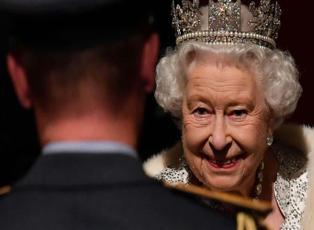 Kraliçe II. Elizabeth'in yazdığı gizemli mektup ortalığı karıştırdı! 63 yıl sonra açılacak