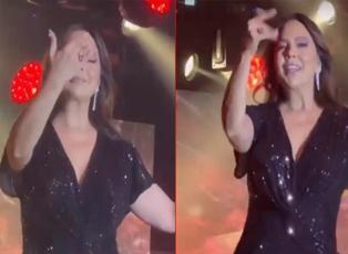 Ebru Gündeş, yüzüğünü göstere göstere dans etti!