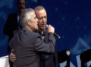 Cengiz Kurtoğlu sevilen şarkısını Cumhurbaşkanı Erdoğan'a ithaf etti: "Duyanlara Duymayanlara"