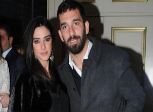 Arda Turan'a eşinden sürpriz paylaşım! Doğum gününde...
