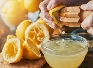 Sıkılmış limonun kabuğuyla neler yapılabilir? Limon kabuğunu sakın çöpe atmayın!