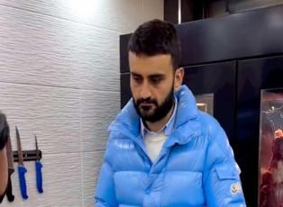 CZN Burak deprem bölgesindeki çocuklar için hamburger yapmaya başladı!