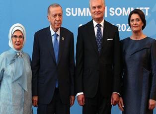 Cumhurbaşkanı Recep Tayyip Erdoğan ile eşi Emine Erdoğan'a yapılan video büyük beğeni topladı 