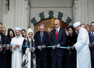 Başkan Erdoğan ve Emine Erdoğan Namazgah Camii'nin açılışına katıldı!