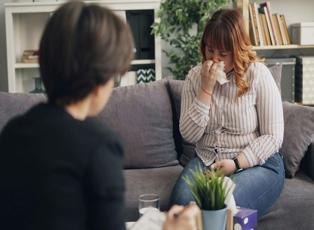 &Ccedil;in'den obeziteye g&ouml;r&uuml;lmemiş sert &ouml;nlem! 'Şişman Hapishaneleri'nin kuralları g&uuml;ndem oldu