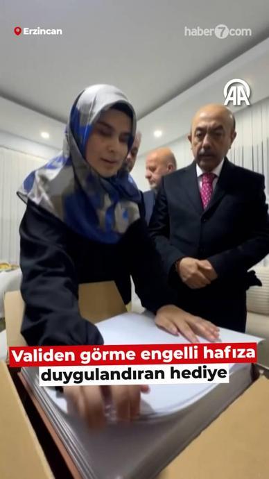 Validen g&ouml;rme engelli hafıza duygulandıran hediye