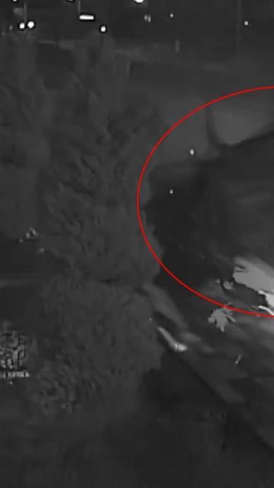 G&uuml;venlik kamerasına u&ccedil;tu!