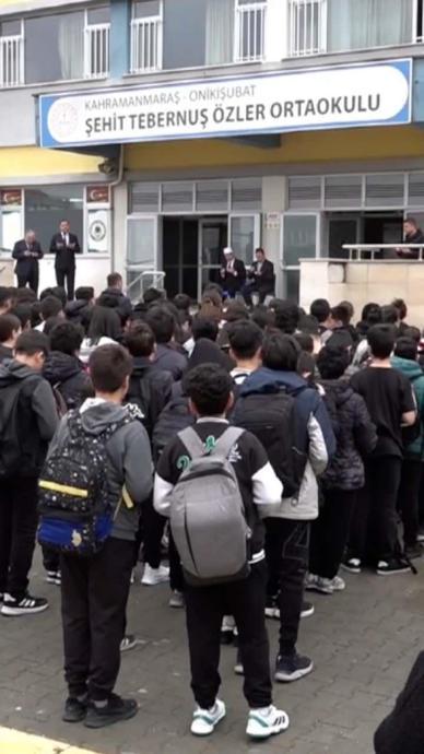 Hayatını kaybeden &ouml;ğrenciler i&ccedil;in dua edildi