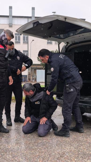 Hem ceza hem biber gazı yedi!