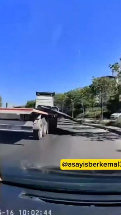 demir par&ccedil;ası virajda d&uuml;şt&uuml;!
