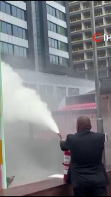 CHP'liler polise yangın t&uuml;p&uuml; sıktı!
