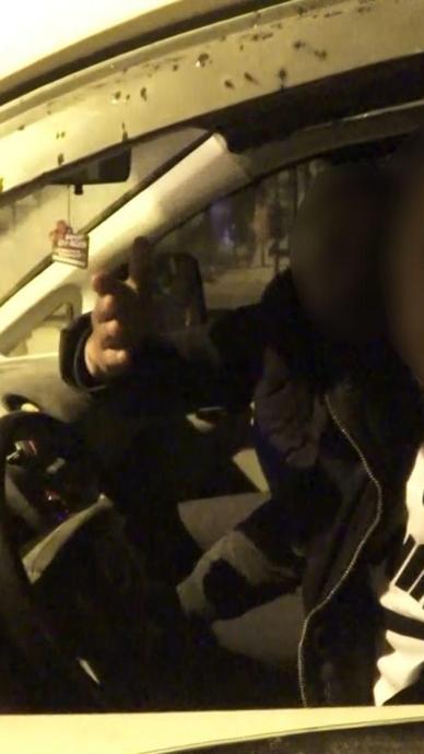 "&Ccedil;ekme beni senin donuna kadar alırım bak"
