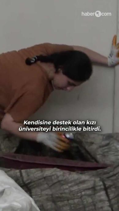 Sokaklarda kağıt toplayarak 3 &ccedil;ocuk okuttu