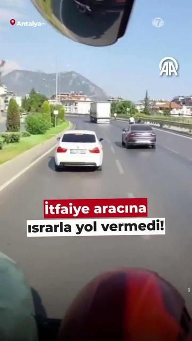 İtfaiyeye yol vermedi!
