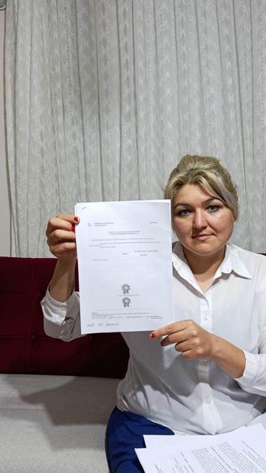 Anket i&ccedil;in ismini verdi, maaşına haciz konuldu