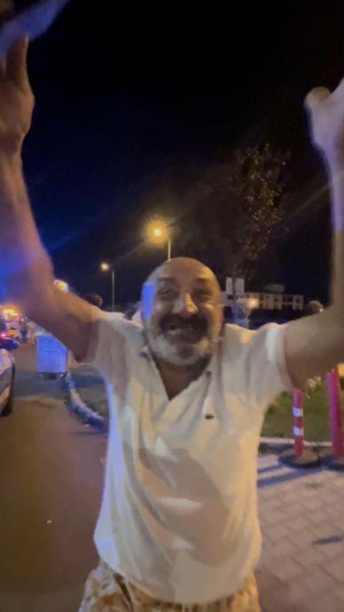 Alkoll&uuml; s&uuml;r&uuml;c&uuml;n&uuml;n tavırları polisi bile şoke etti