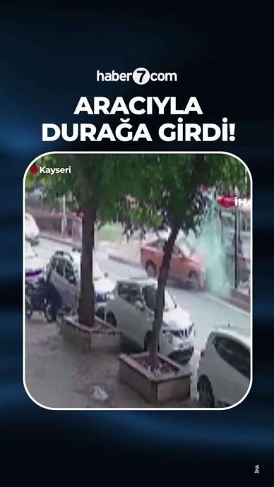 Otomobil tramvay durağına girdi!