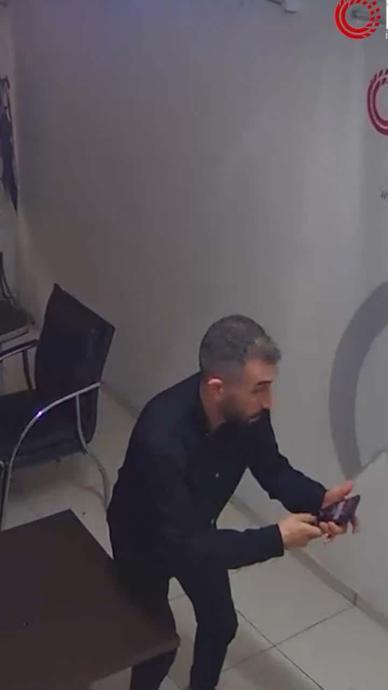 Şanlıurfa'daki deprem anı kameraya b&ouml;yle yansıdı!