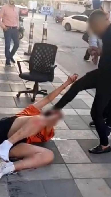 Sokağın ortasında tekme tokat darp edildi!