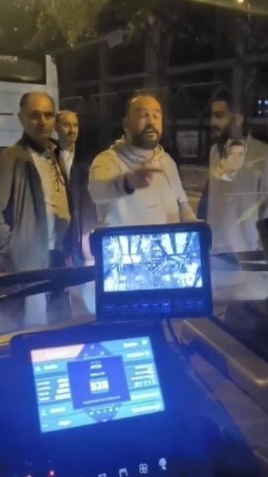 Yolcuların &ccedil;aresi yol kesmek oldu!