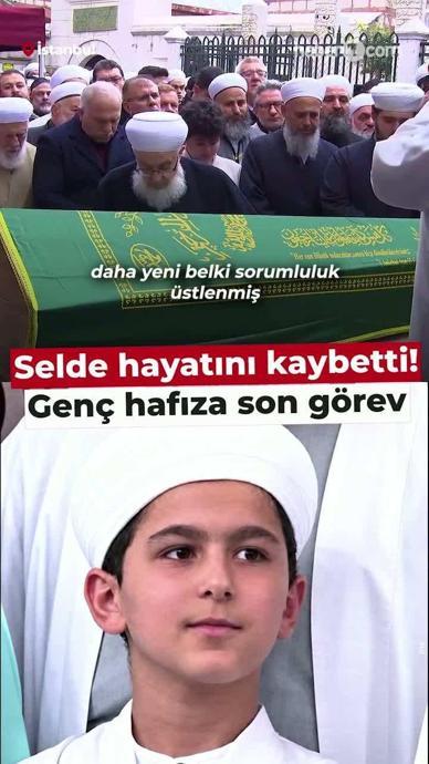 Ayakkabıları ıslanmasın diye &ccedil;ıkarmıştı
