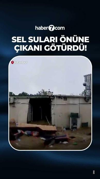 Sel suları &ouml;n&uuml;ne &ccedil;ıkanı kaptı g&ouml;t&uuml;rd&uuml;!