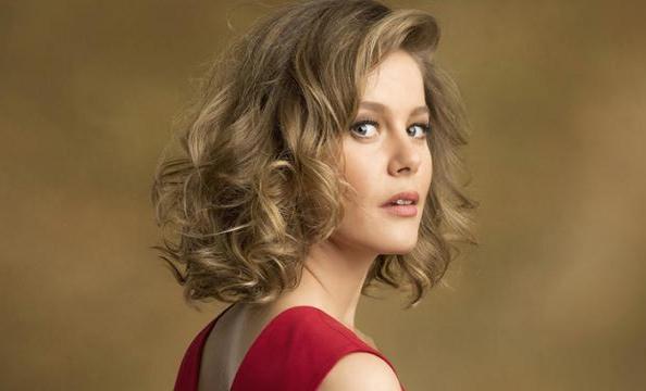 burcu biricik in makyajsiz hali soke etti magazin haberleri