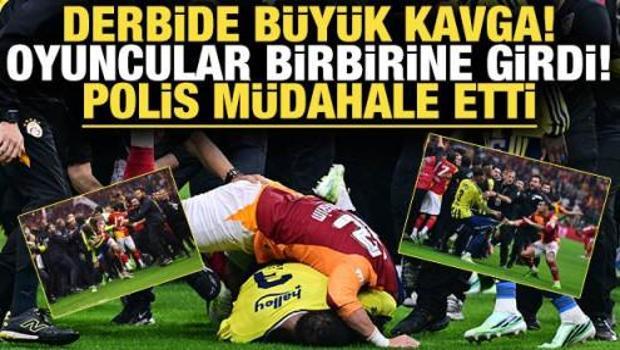 Derbide b&uuml;y&uuml;k kavga! Oyuncular birbirine girdi: Polis m&uuml;dahale etti